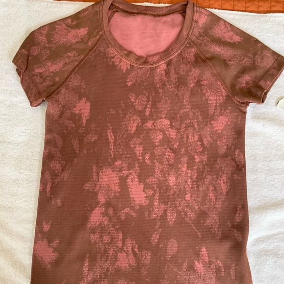 Lululemon SWIFT TECH - Picture 1 of 3